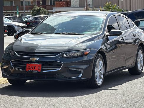 Used 2018 Chevrolet Malibu LT FWD image 9