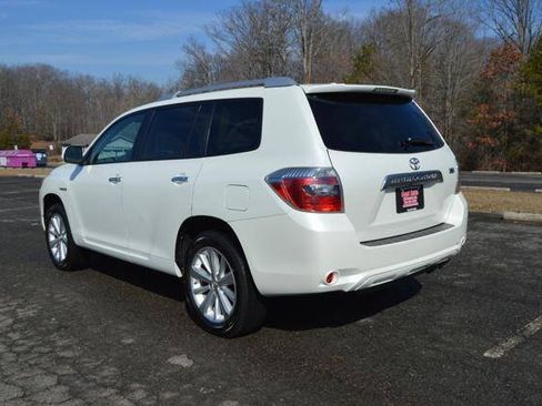 Used 2010 Toyota Highlander 4WD Hybrid w/ Extra Value Pkg 2 image 6