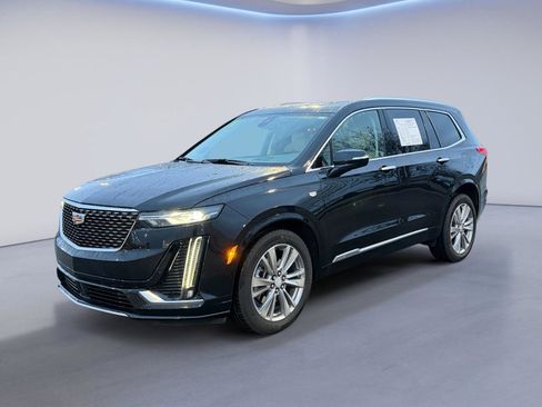 Used 2024 Cadillac XT6 Premium Luxury w/ Technology Package image 7