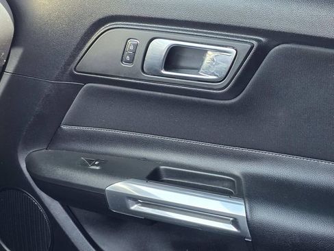 Used 2018 Ford Mustang GT image 17