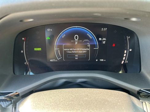 Used 2026 Toyota Camry XLE w/ Convenience Package image 10