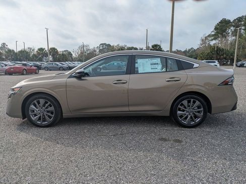 New 2026 Nissan Sentra SL w/ Floor Mat Package FWD image 7
