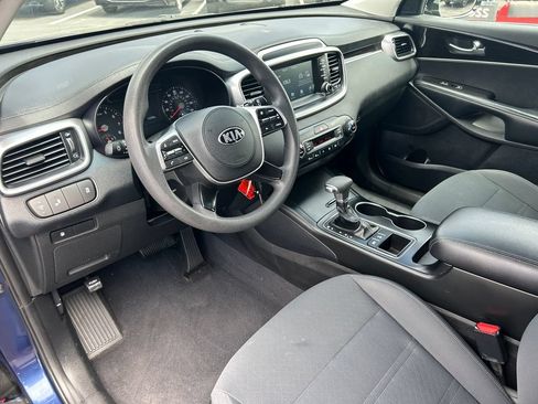Used 2019 Kia Sorento AWD V6 image 23