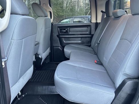 Used 2015 RAM 2500 Tradesman w/ Chrome Appearance Group image 17