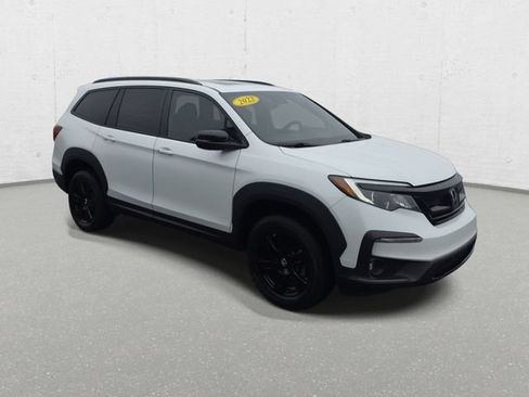 Used 2022 Honda Pilot TrailSport image 3