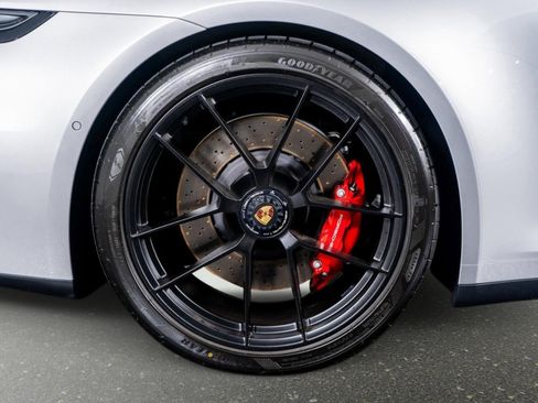 Used 2025 Porsche 911 Carrera GTS RWD image 20
