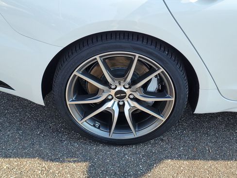 Used 2024 Genesis G70 2.5T AWD/4WD image 37