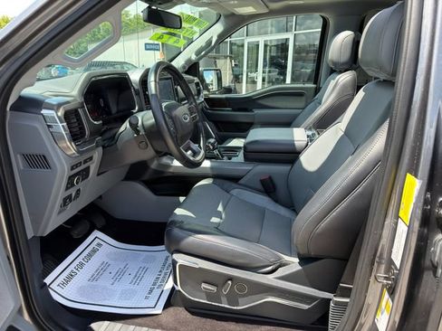 Used 2021 Ford F150 Lariat w/ Equipment Group 502A High AWD/4WD image 16