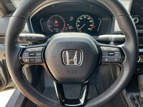 Used 2025 Honda Civic Sport image 17