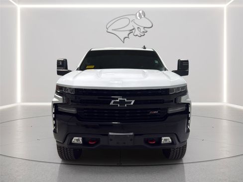 Used 2021 Chevrolet Silverado 1500 LT Trail Boss w/ Convenience Package II image 8