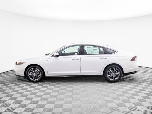 Certified 2025 Honda Accord EX-L image 3