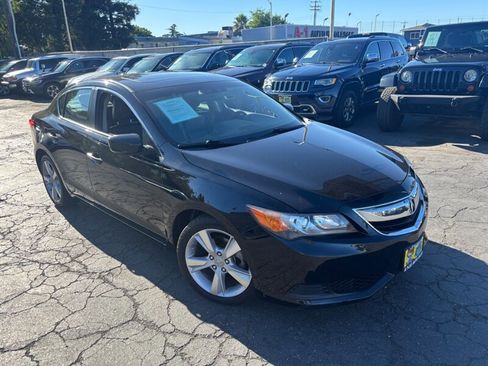 Used 2015 Acura ILX FWD image 2