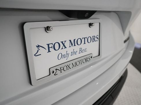 Used 2023 Jeep Grand Cherokee Limited w/ Black Appearance Package image 37