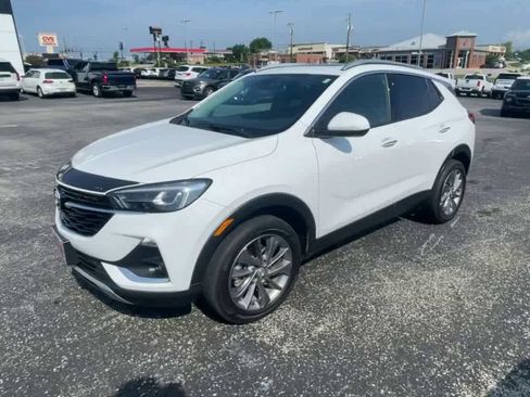 Used 2023 Buick Encore GX Essence w/ Experience Buick Package AWD/4WD image 5