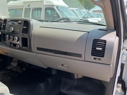 Used 2012 Chevrolet Silverado 2500 W/T image 9