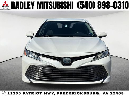 Used 2020 Toyota Camry XLE FWD image 24