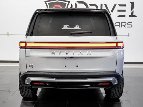 Used 2023 Rivian R1S Adventure image 11
