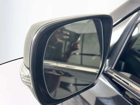 Used 2018 Lexus GX 460 image 16