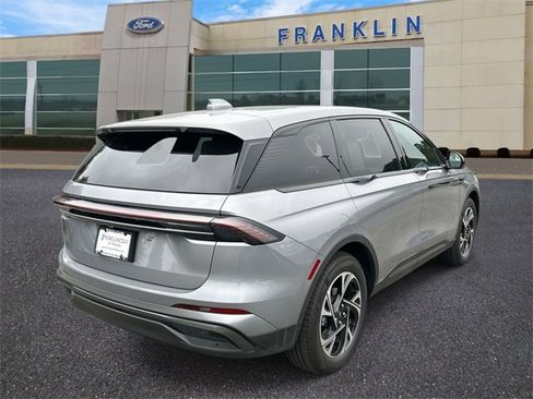 New 2025 Lincoln Nautilus Premier w/ Equipment Group 102A image 7