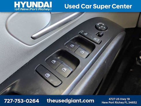 Certified 2024 Hyundai Tucson SEL w/ Convenience Package FWD image 31