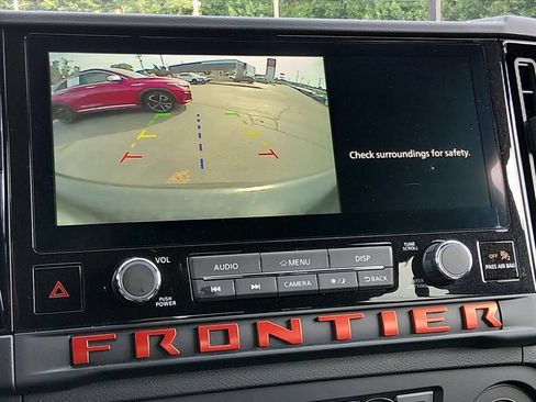 Certified 2025 Nissan Frontier Pro-X RWD image 18