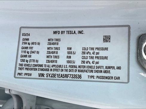 Used 2024 Tesla Model 3 Standard Range RWD image 18