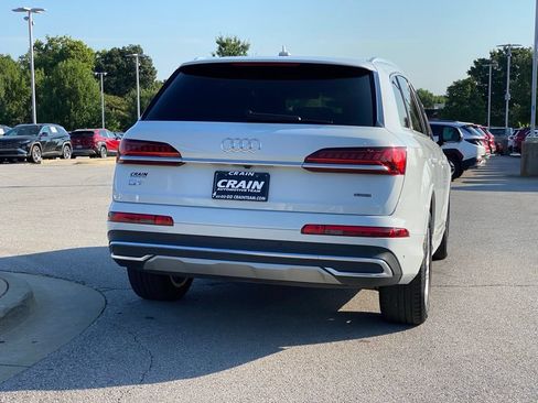 Used 2020 Audi Q7 2.0T Premium Plus w/ Premium Plus Package AWD/4WD image 8