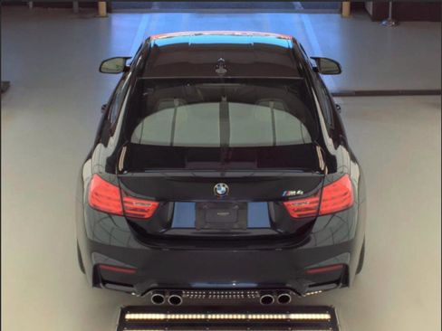 Used 2016 BMW M4 Coupe w/ Executive Package image 6