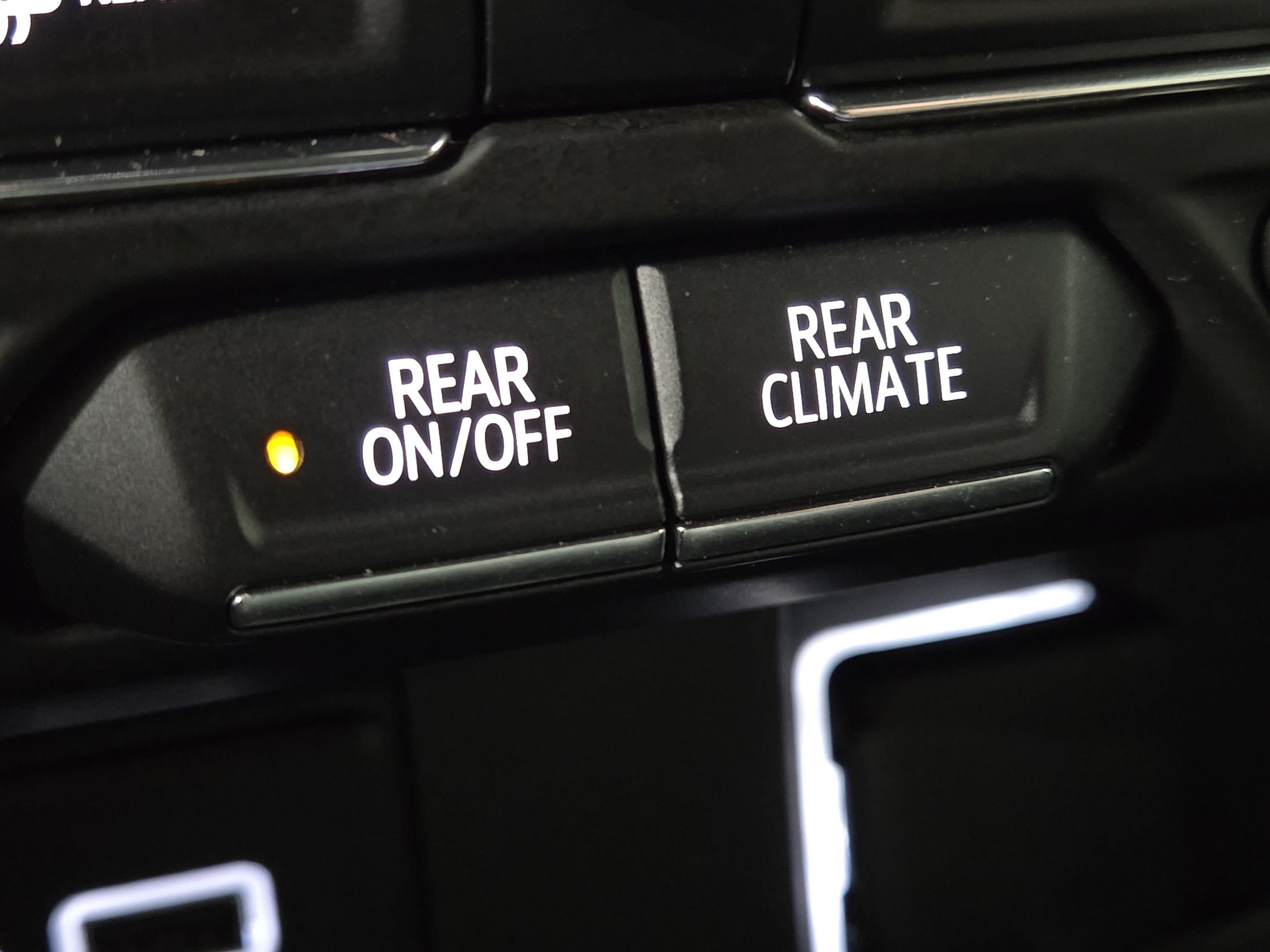 Used 2023 Chevrolet Tahoe LT AWD/4WD image 40