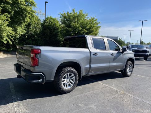 Used 2021 Chevrolet Silverado 1500 W/T w/ WT Value Package AWD/4WD image 9