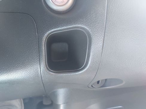 Used 2014 Nissan Cube 1.8 SL w/ Interior Designer Package FWD image 15