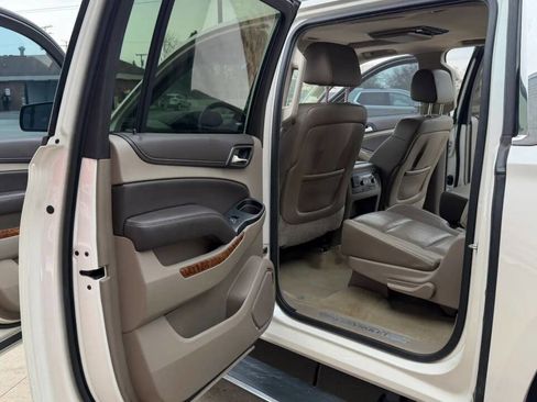 Used 2015 Chevrolet Suburban LTZ image 24