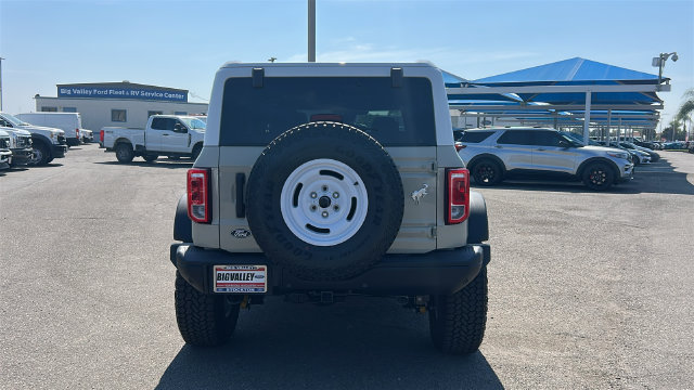 New 2026 Ford Bronco Heritage Edition AWD/4WD image 4