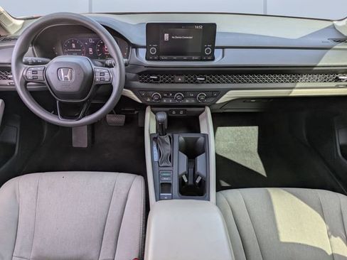 Used 2023 Honda Accord EX image 14