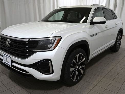 New 2026 Volkswagen Atlas Cross Sport SEL Premium R-Line AWD/4WD image 17
