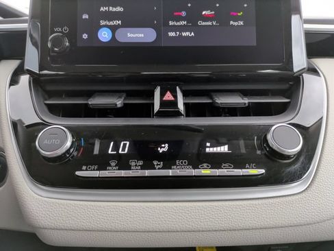 Used 2025 Toyota Corolla LE w/ LE Premium Package FWD image 25