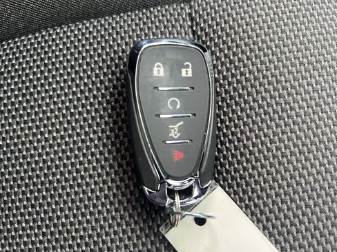 Used 2023 Chevrolet Traverse LT w/ Midnight/Sport Edition image 25