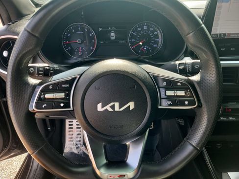 Used 2022 Kia Forte GT-Line w/ GT-Line Premium Package FWD image 18
