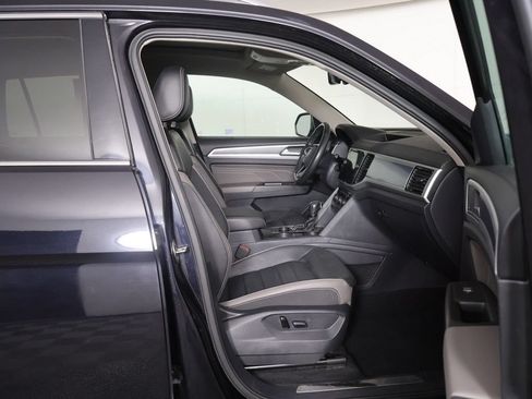 Used 2023 Volkswagen Atlas SEL Premium R-Line AWD/4WD image 33