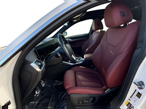 Used 2024 BMW i4 eDrive40 w/ Premium Package image 9