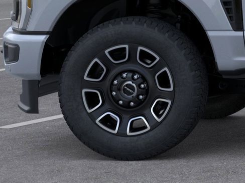 New 2026 Ford F350 Platinum w/ FX4 Off-Road Package image 41