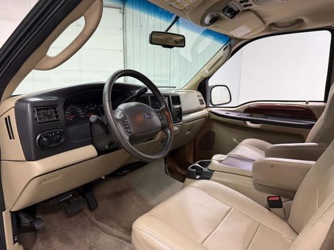 Used 2005 Ford Excursion Limited AWD/4WD image 12