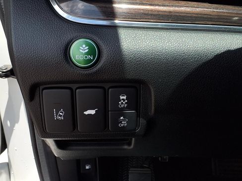 Used 2016 Honda CR-V Touring image 14