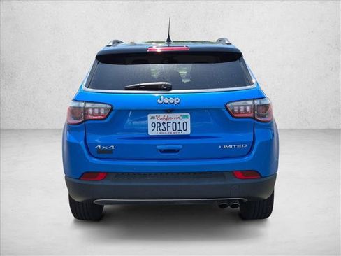 Used 2022 Jeep Compass Limited AWD/4WD image 7