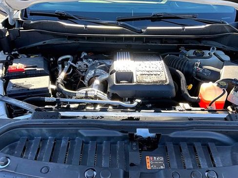 Used 2024 Chevrolet Silverado 1500 LT Trail Boss w/ LT Trail Boss Premium Package image 31