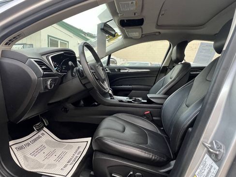 Used 2014 Ford Fusion Titanium AWD/4WD image 19