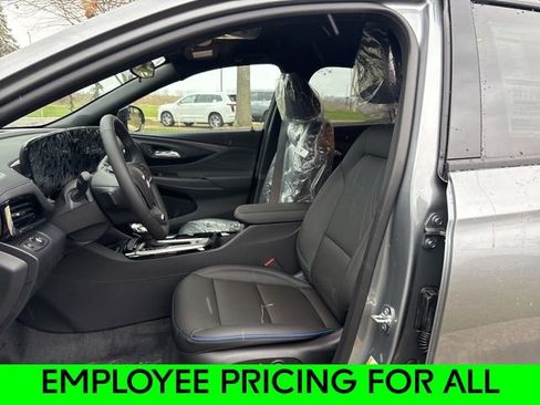 New 2026 Buick Envista Sport Touring w/ Convenience I Package image 11