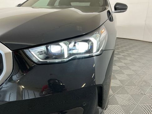 Certified 2025 BMW 530i w/ Premium Package RWD image 8