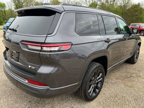New 2026 Jeep Grand Cherokee L Limited AWD/4WD image 5