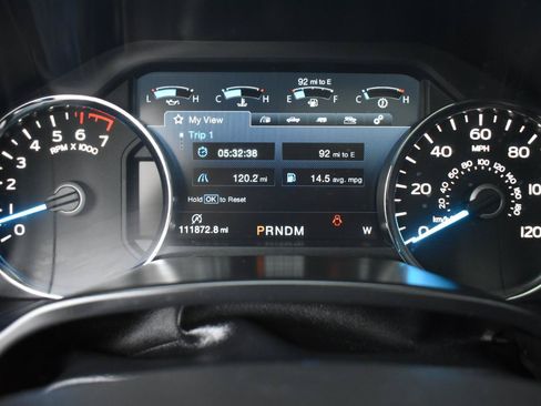 Used 2019 Ford F150 Lariat w/ Equipment Group 502A Luxury AWD/4WD image 17
